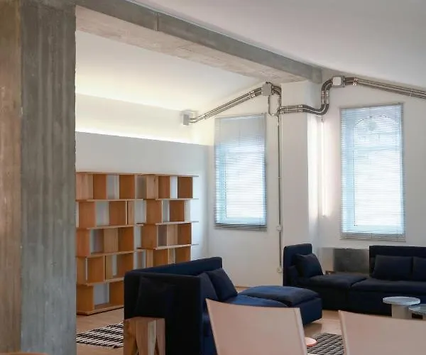 Basicvillage * Milánó