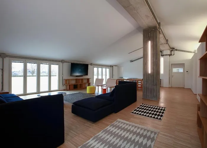 Basicvillage * Milánó